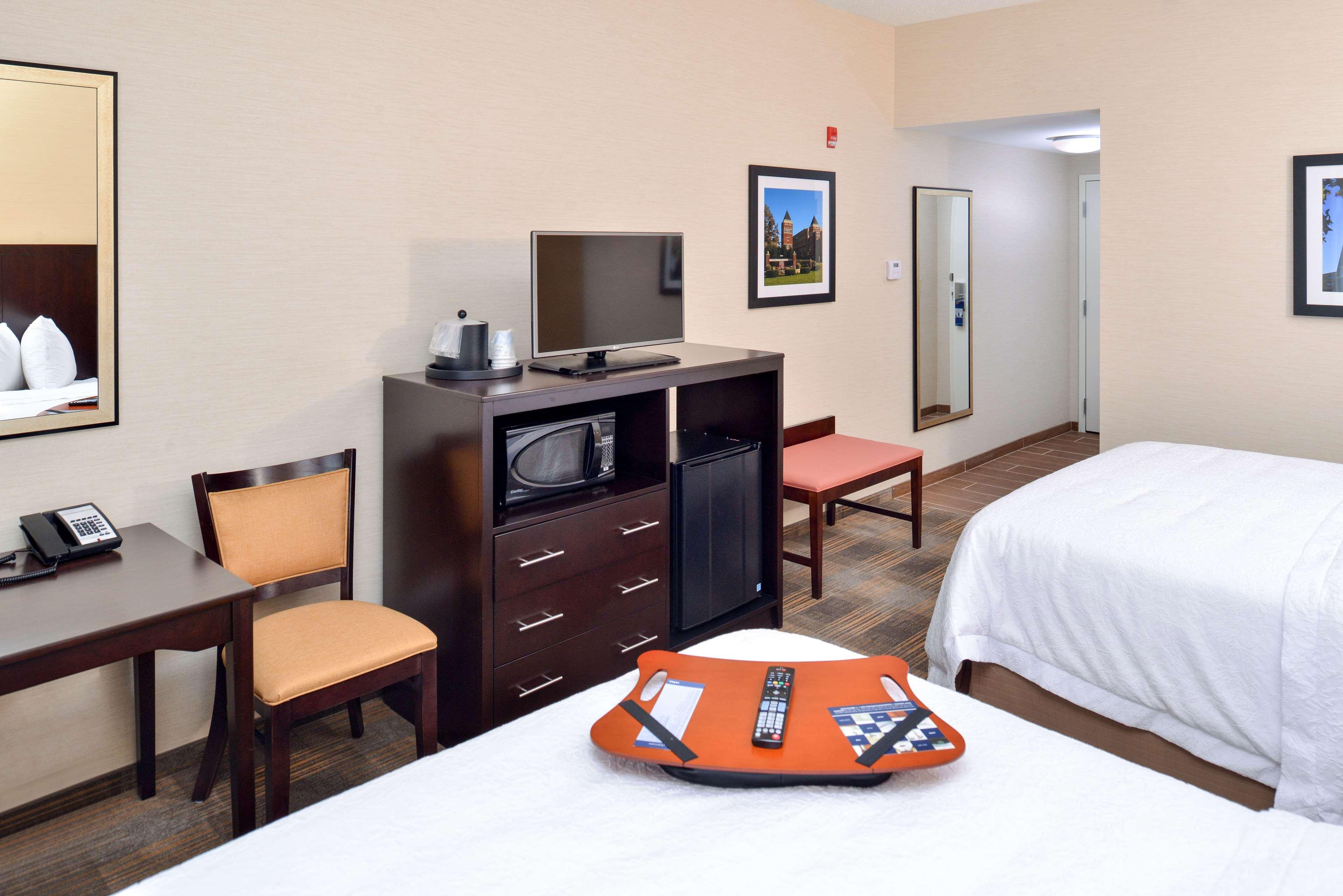 Hampton Inn & Suites California University-Pittsburgh Coal Center Buitenkant foto