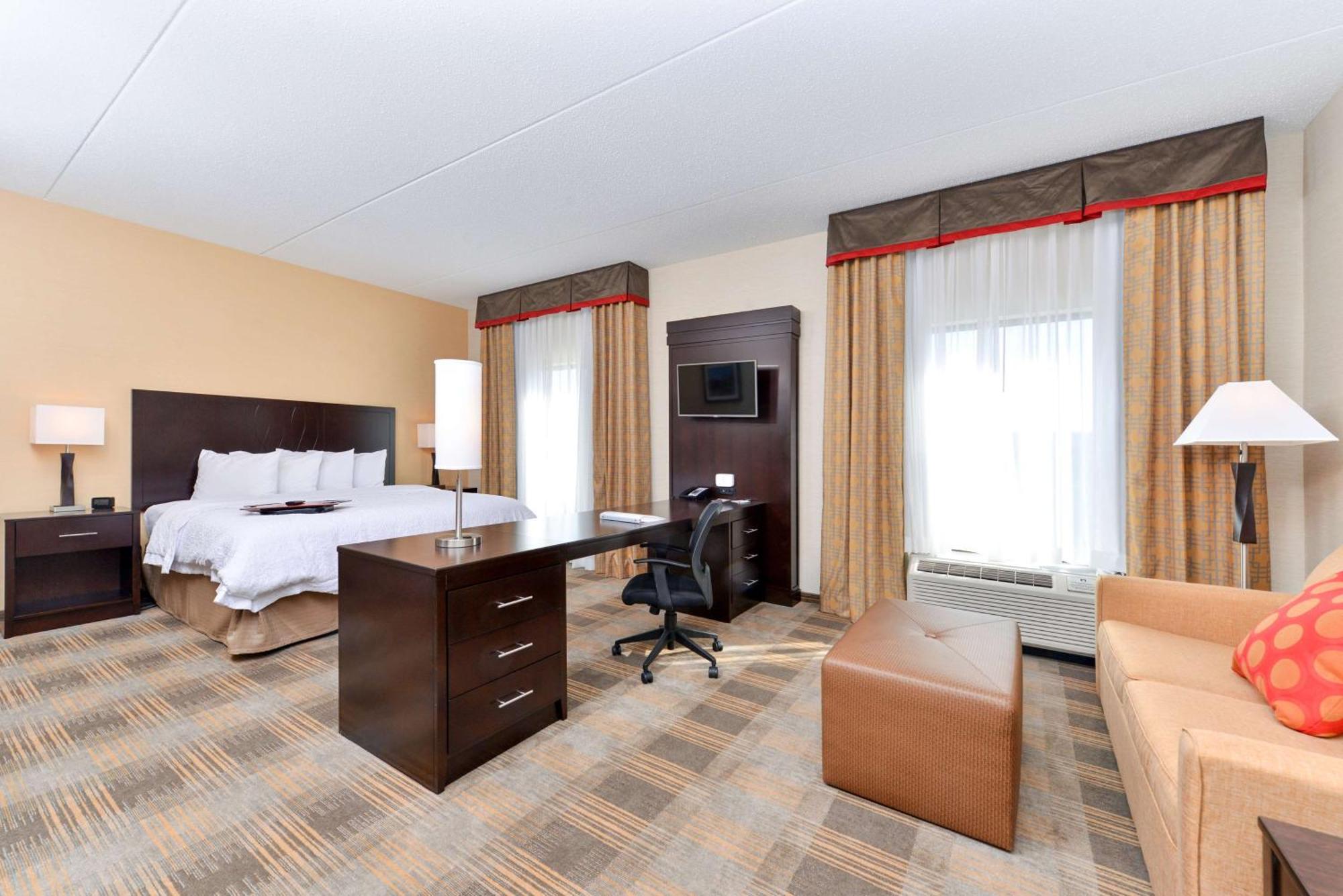 Hampton Inn & Suites California University-Pittsburgh Coal Center Buitenkant foto