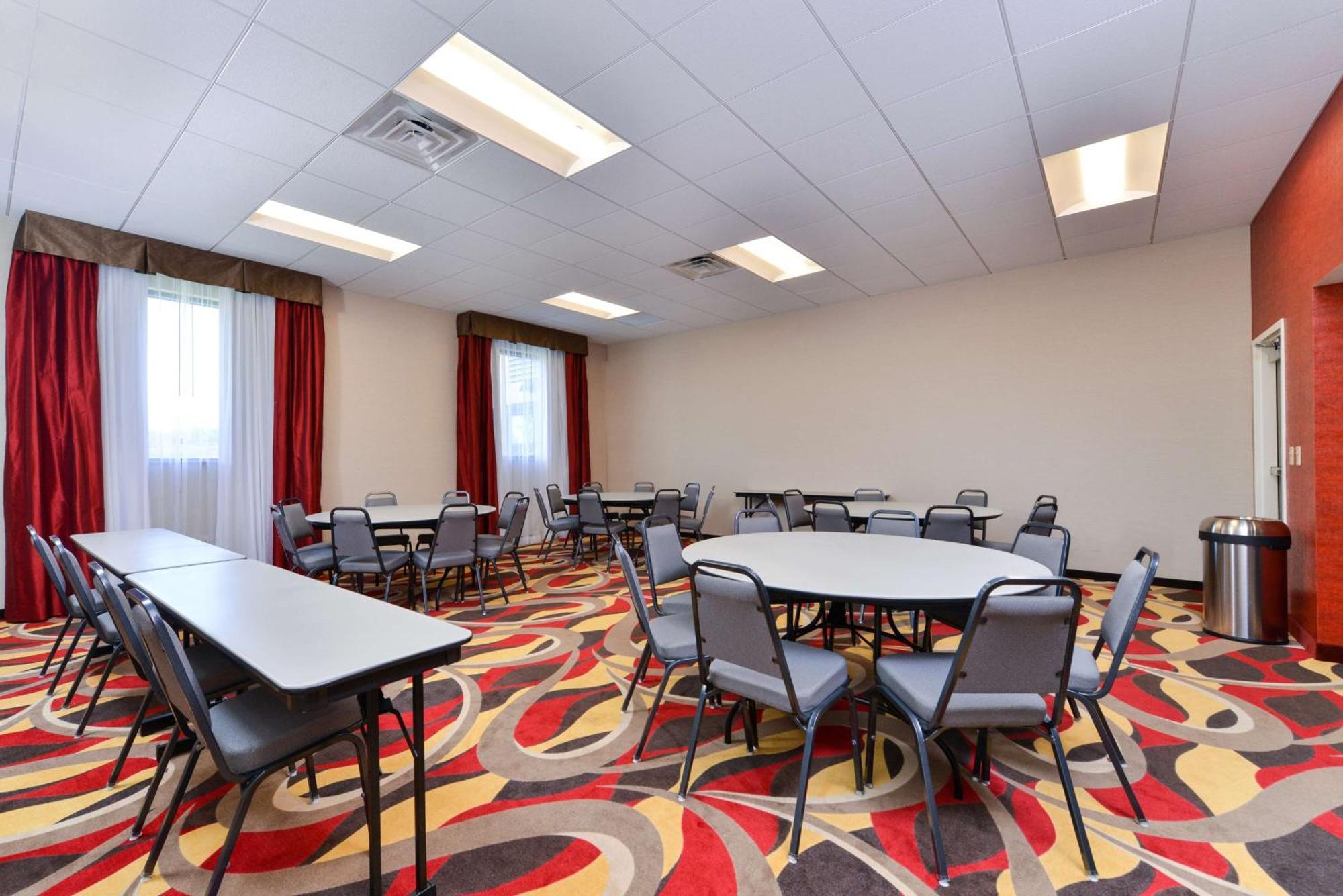 Hampton Inn & Suites California University-Pittsburgh Coal Center Buitenkant foto